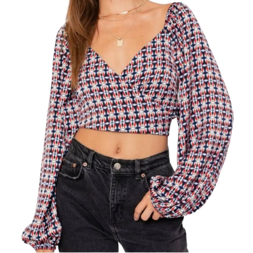 Le Lis Wrap Crop Top Long Sleeve Size Large